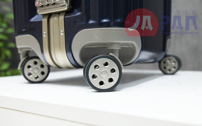 1 1656562500 2085315296 valy legend walker grace 5