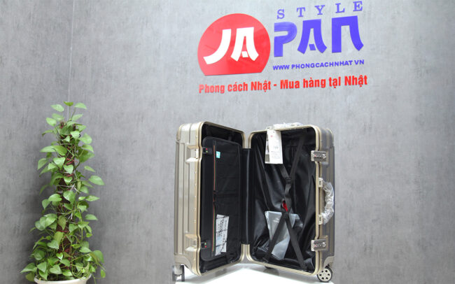 1 1656562501 1686295260 valy legend walker grace 12