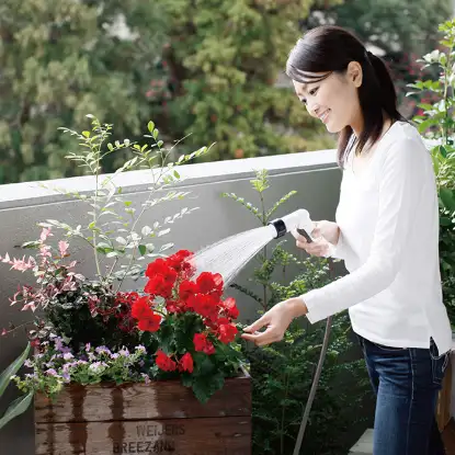 Vòi tưới cây đa năng Takagi R1410BR 10m treo tường